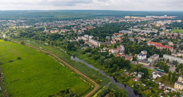 Widok na Police z lotu ptaka - na pierwszym planie Łarpia